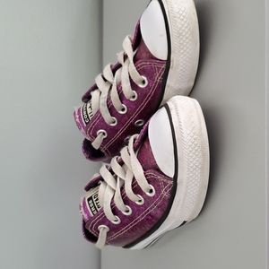 Girls 11 Purple Glitter Converse All*Stars